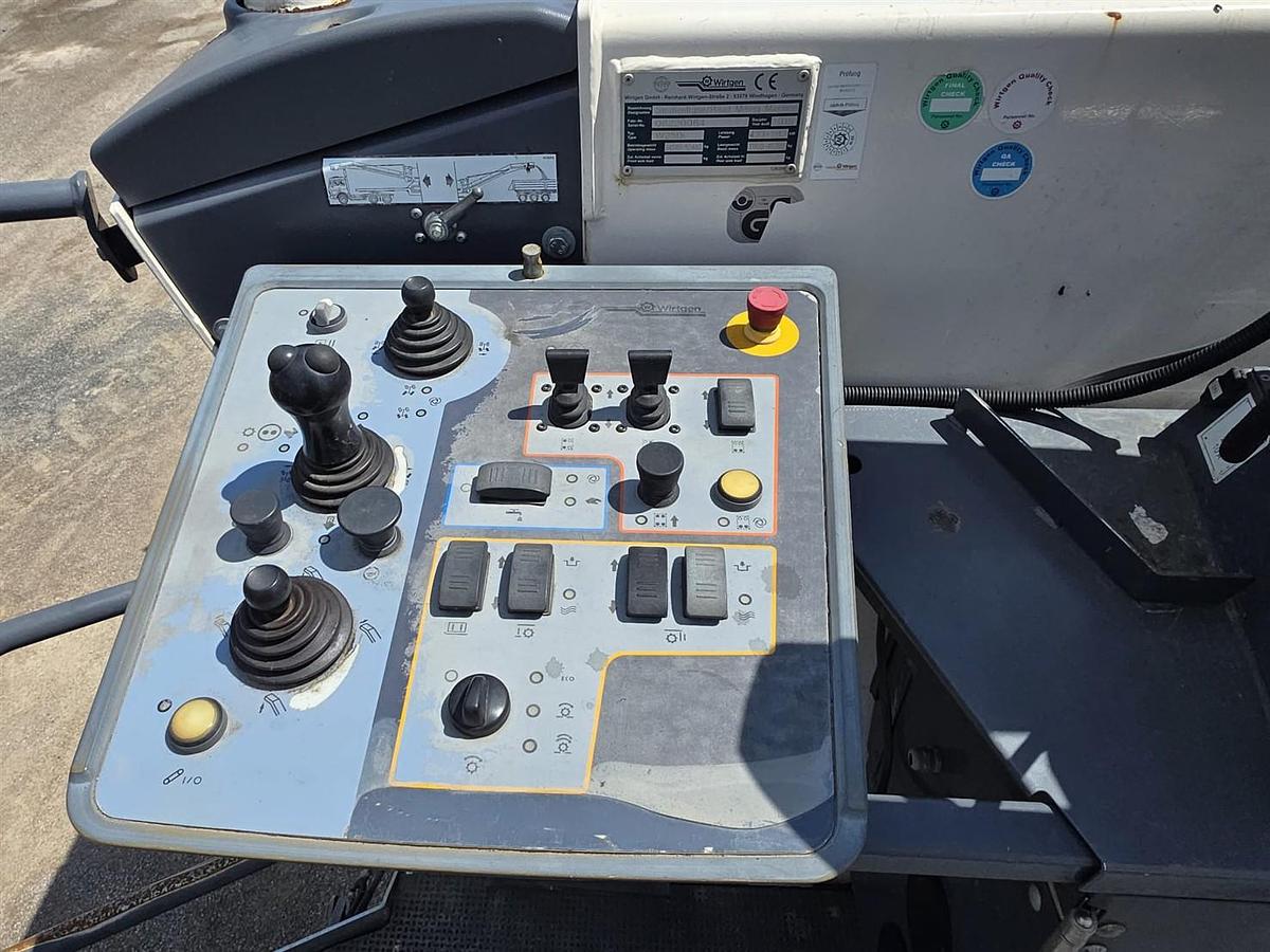Used 2015 WIrtgen W250i