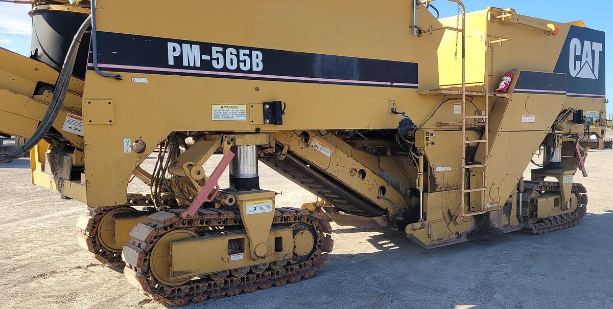 Used 2005 Cat PM565B