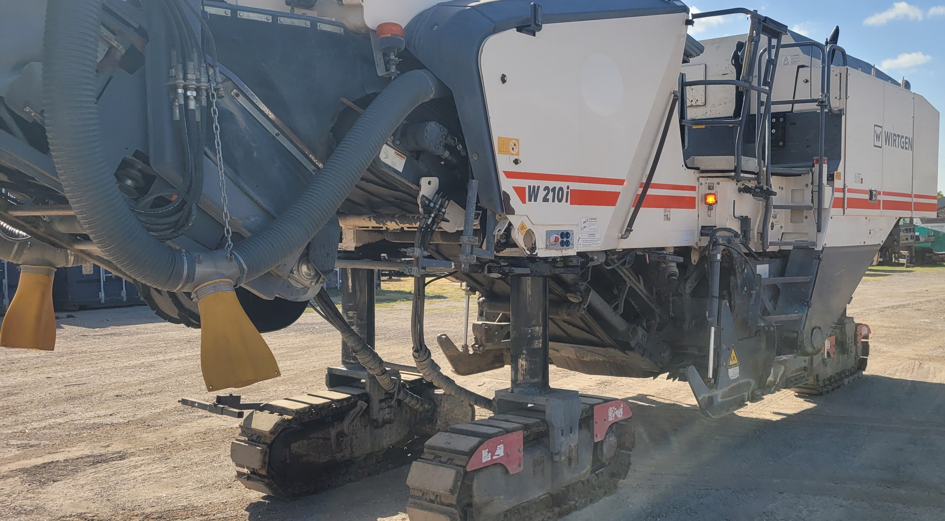 Used 2015 WIrtgen W210i