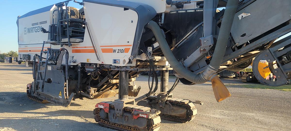 Used WIrtgen W210i