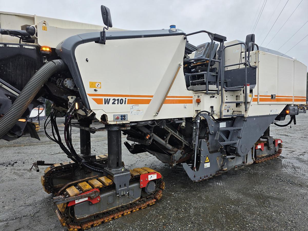 Used 2017 WIrtgen W210i
