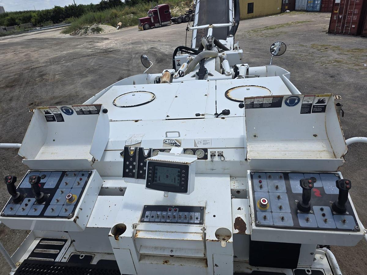 Used 2013 Roadtec RX900-4