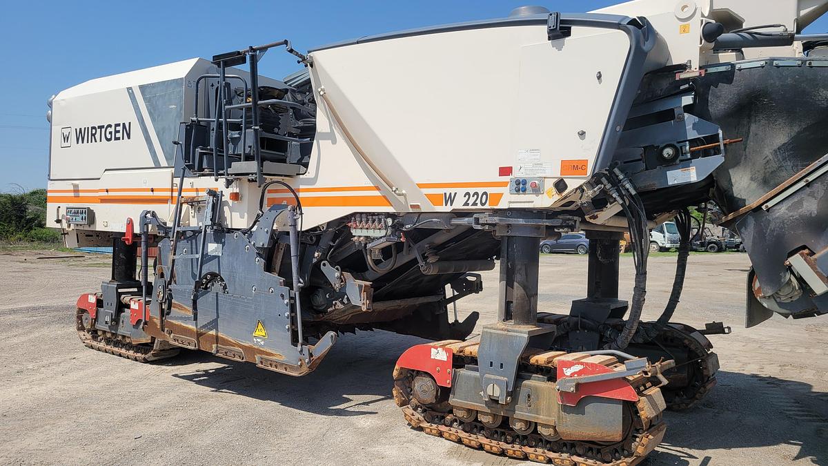 Used 2014 WIrtgen W220