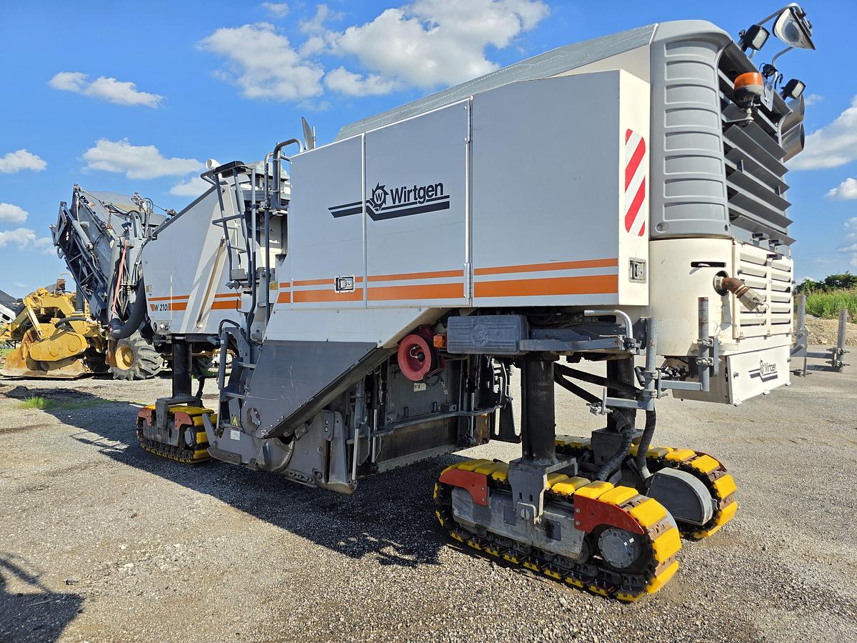 Used 2015 Wirtgen W210i