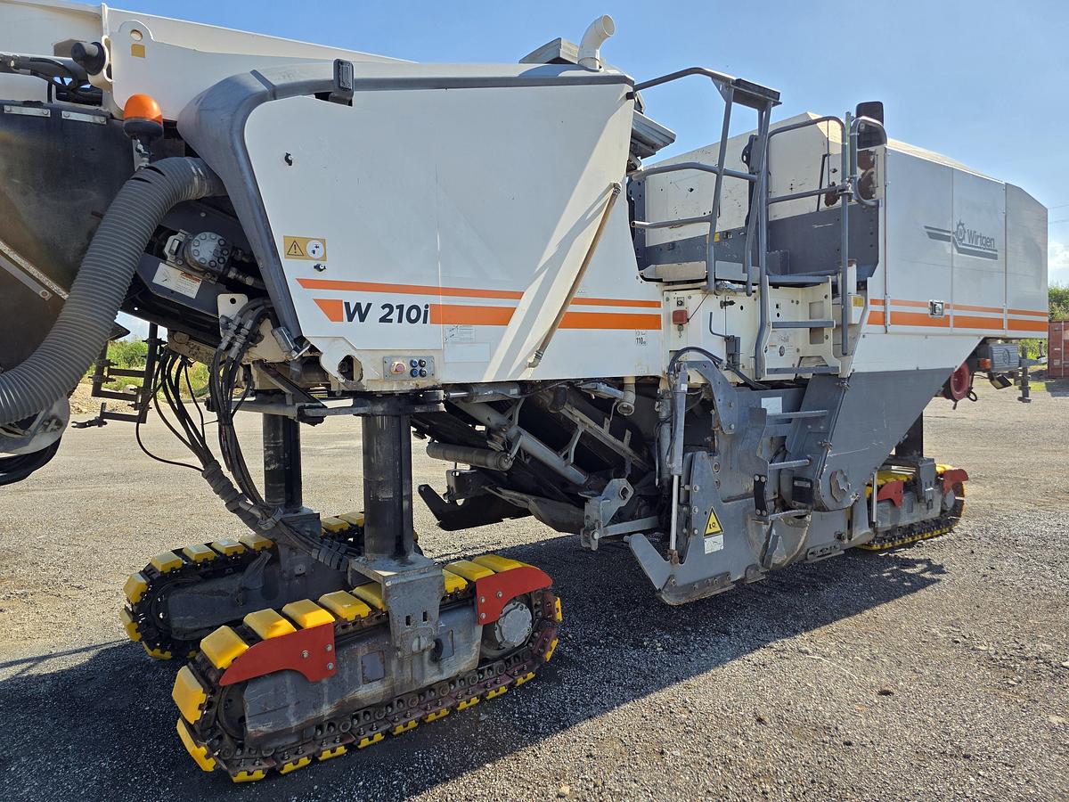 Used 2015 Wirtgen W210i