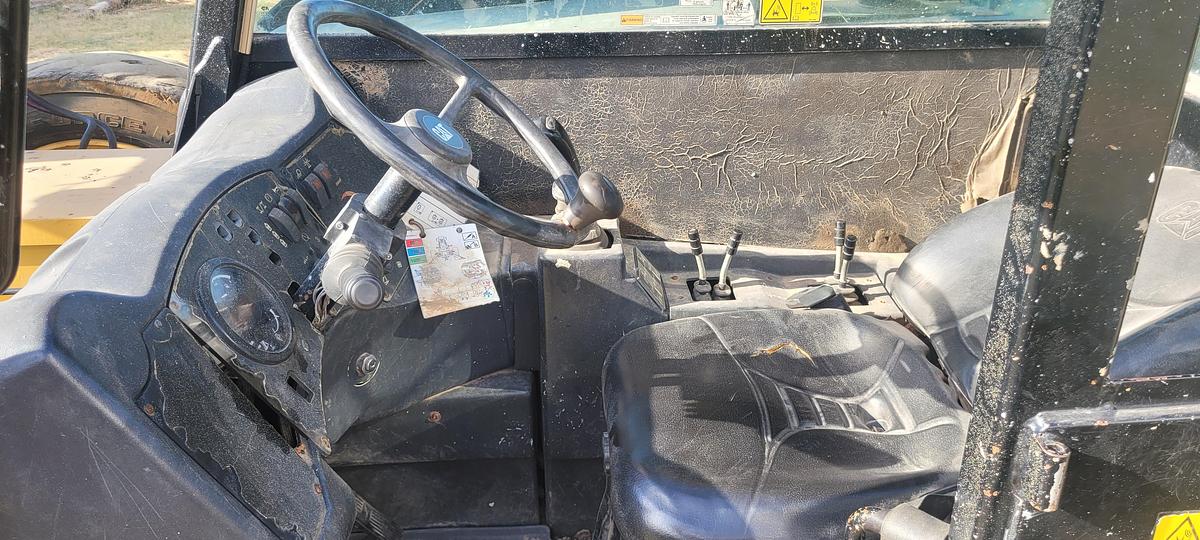 Used 2014 Caterpillar TL1055C