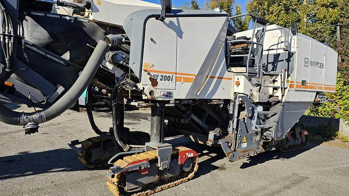 Used 2016 WIrtgen W200i