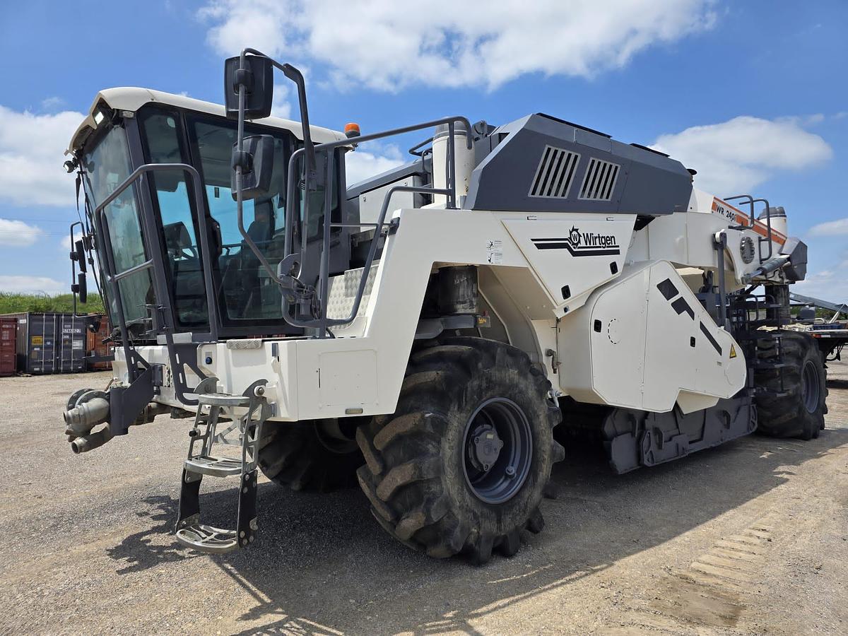 Used 2015 WIrtgen WR240i