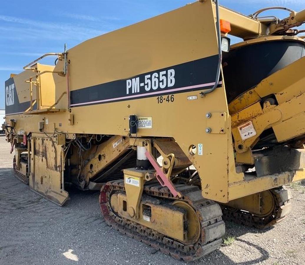 Used 2005 Cat PM565B
