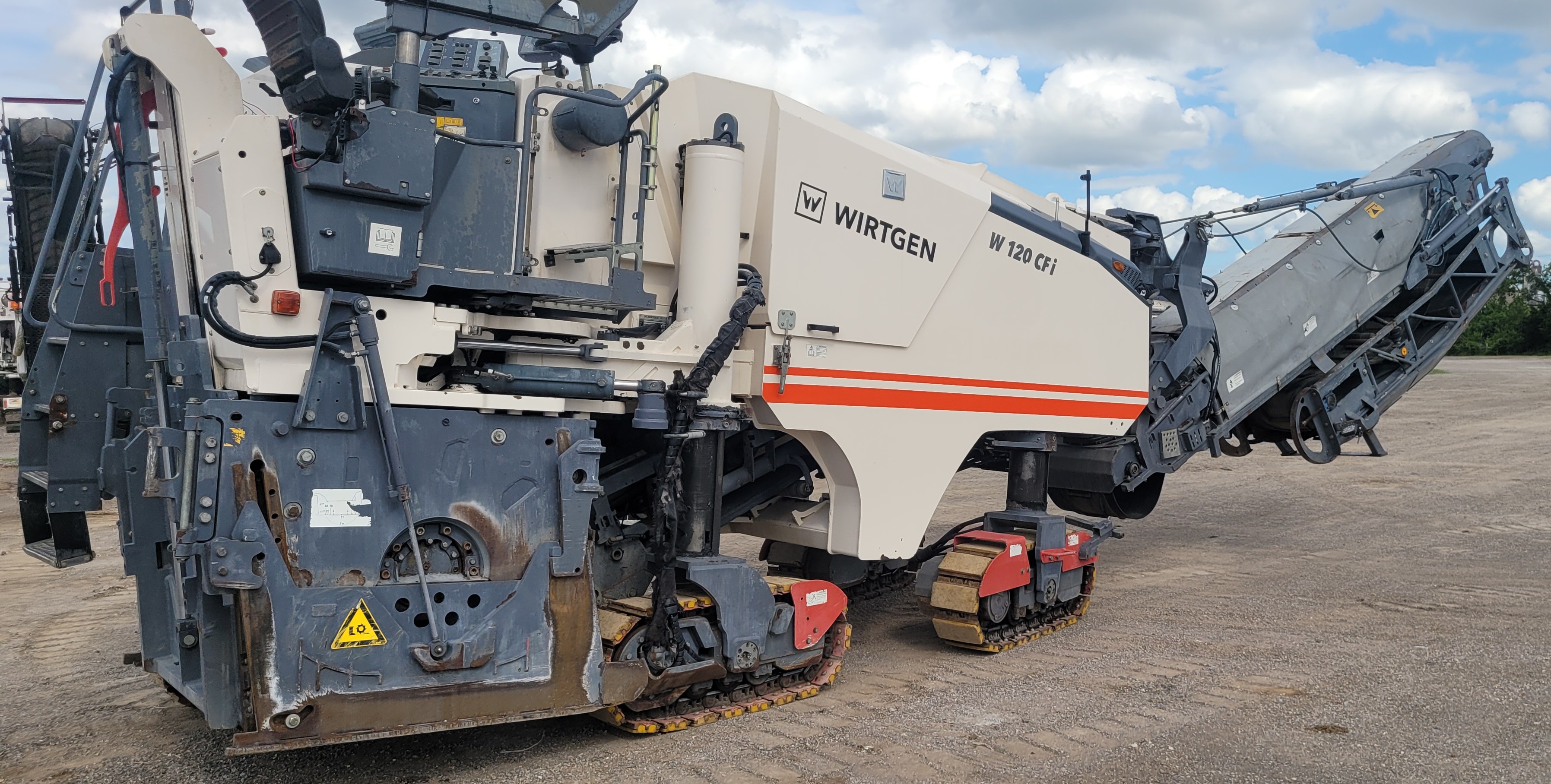 Used 2016 WIrtgen W120CFi