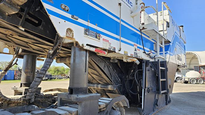 Used 2016 Roadtec Rx700e