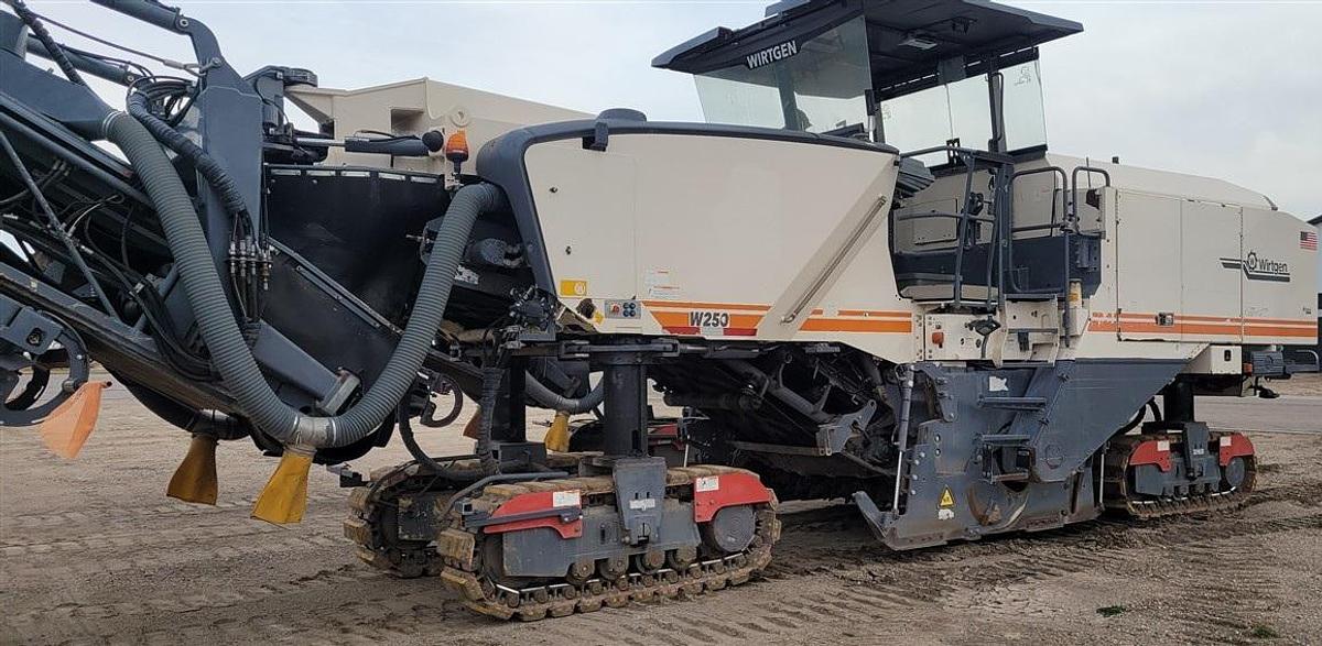 Used 2012 WIrtgen W250