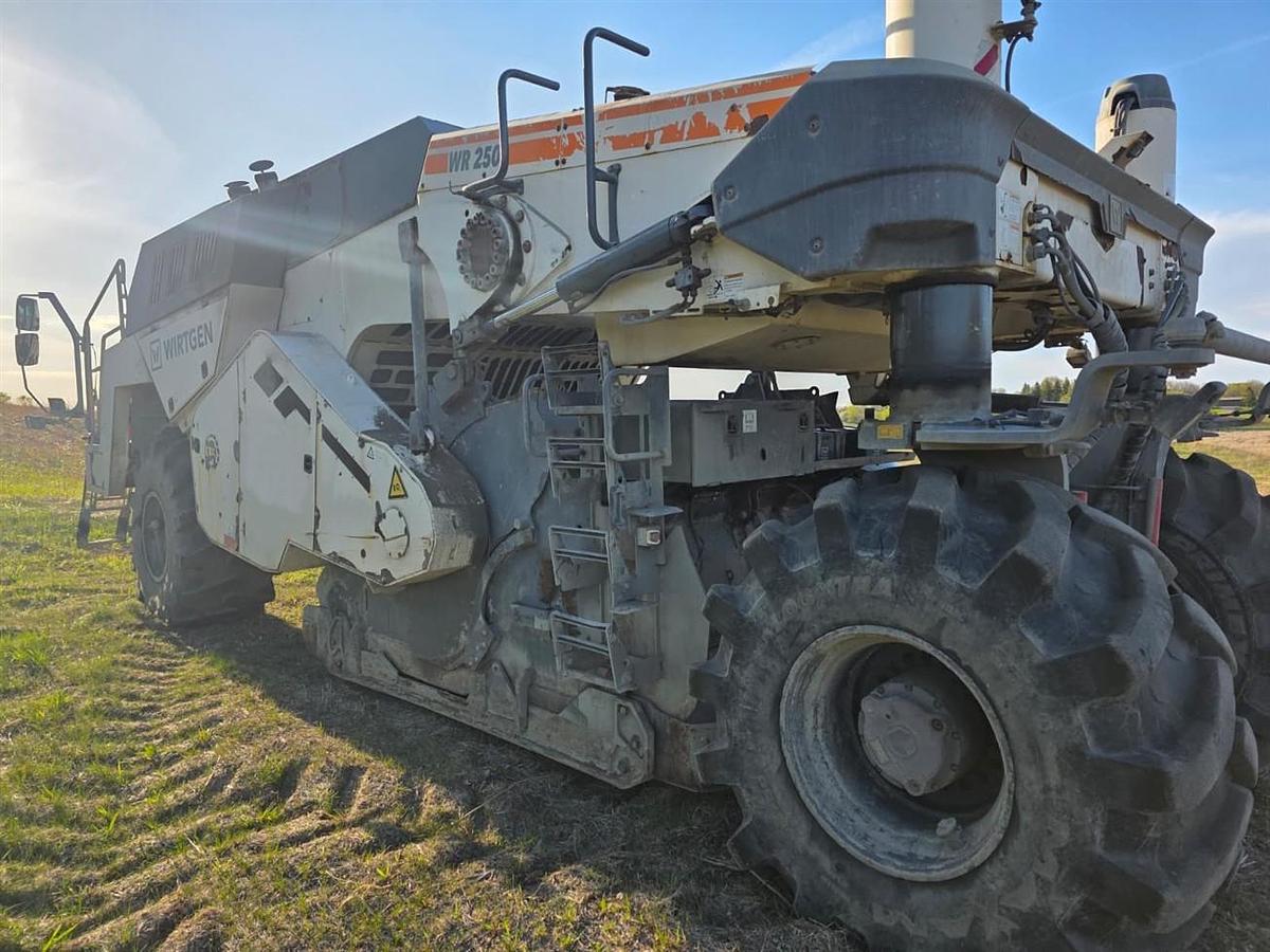 Used 2017 WIrtgen WR250