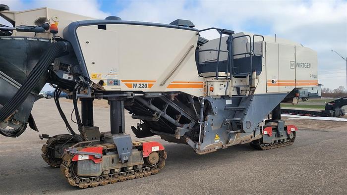 Used 2016 Wirtgen W2200