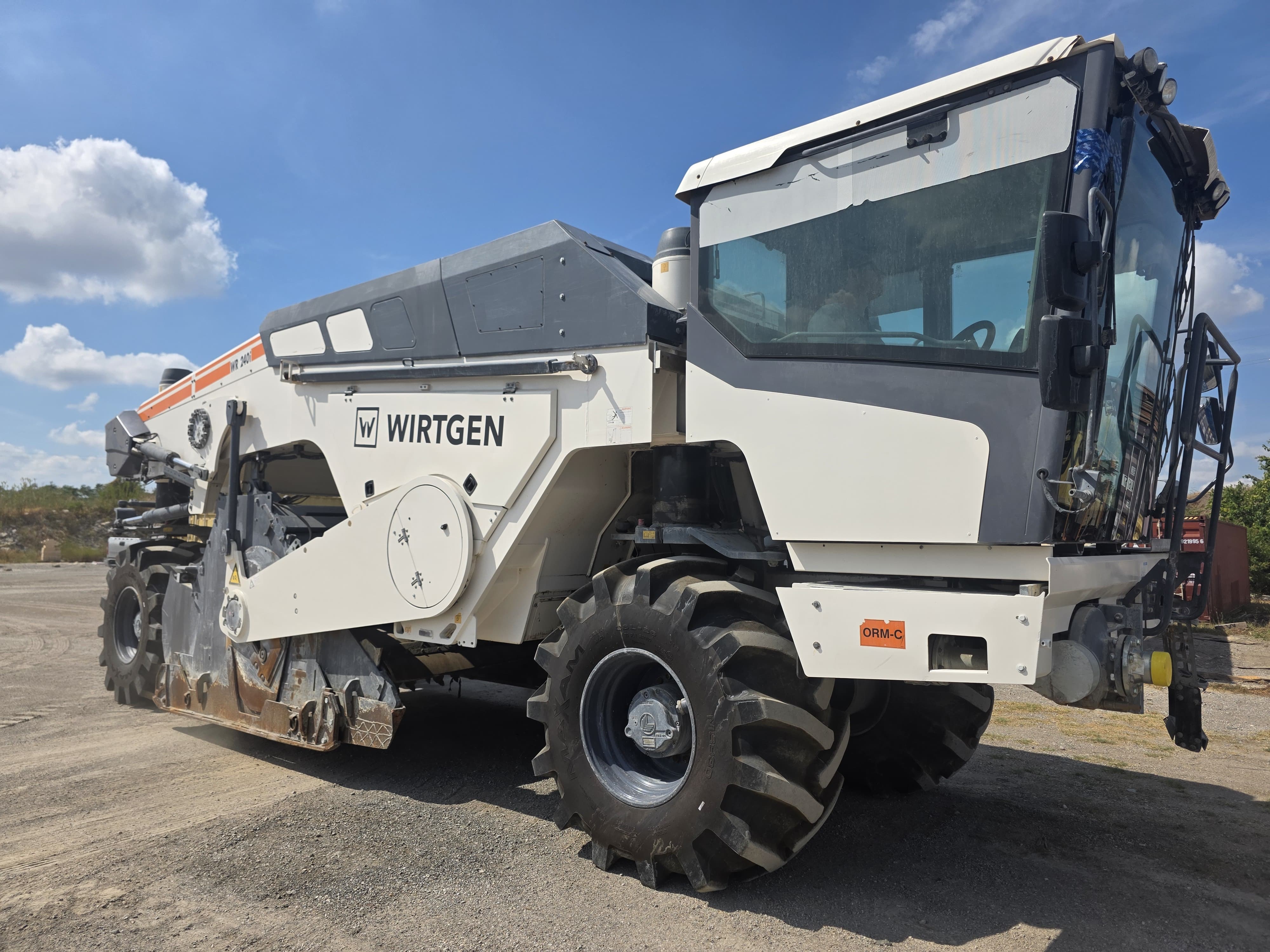 Used 2015 WIrtgen WR240i