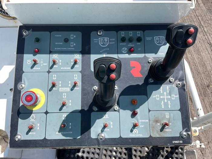 Used 2017 Roadtec RX700