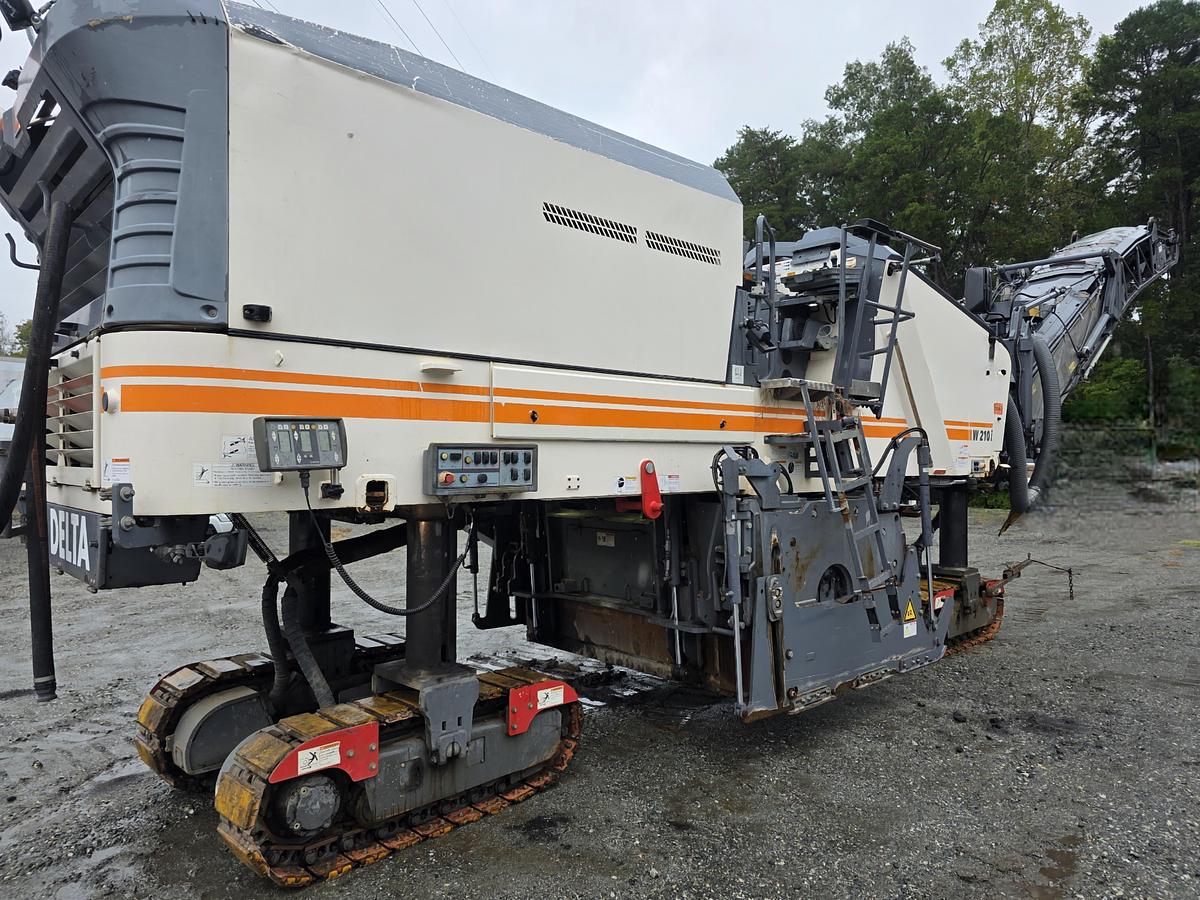 Used 2016 WIrtgen W210i