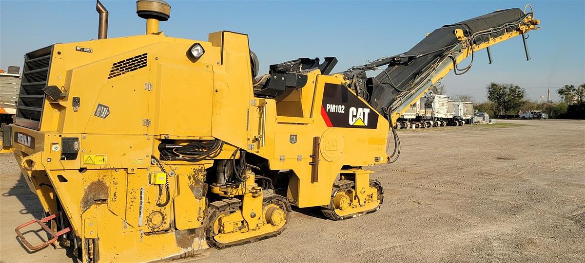 Used 2016 Cat PM102