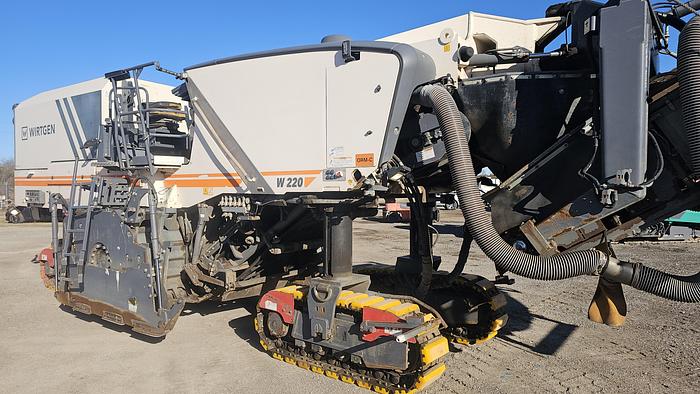 Used 2016 Wirtgen W220