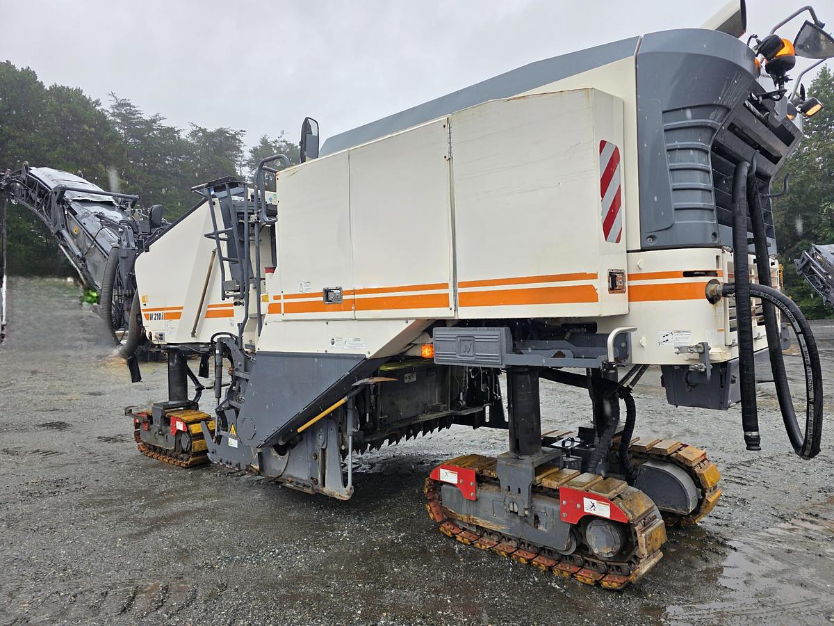 Used 2017 WIrtgen W210i