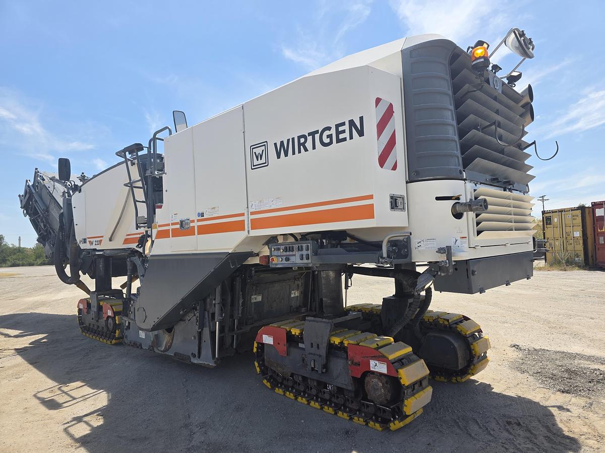 Used 2014 WIrtgen W220
