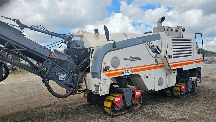 Used 2012 Wirtgen W120Fi