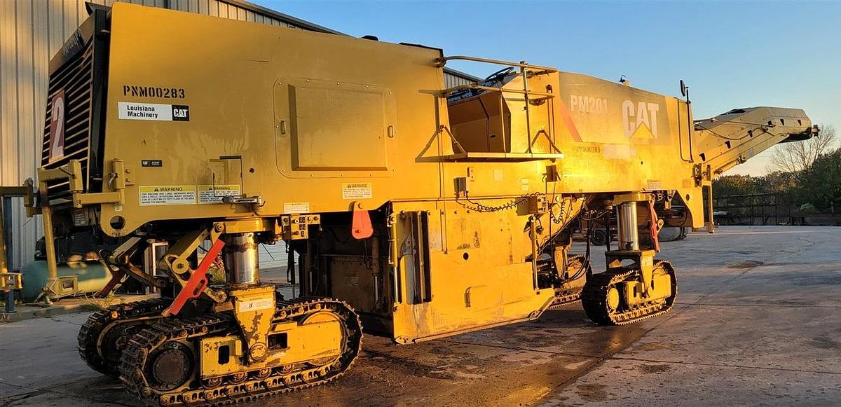 Used 2011 Caterpillar PM201