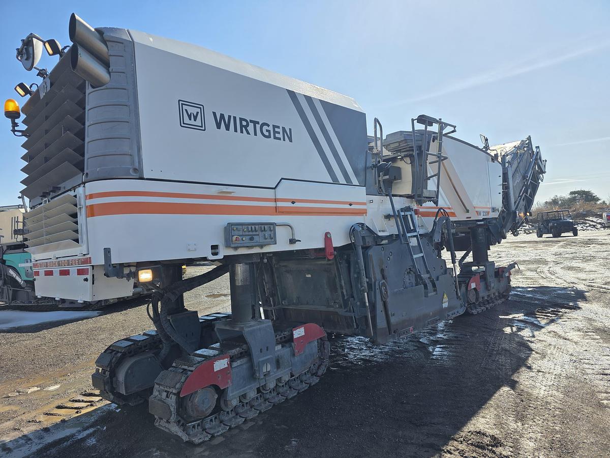 Used 2014 WIrtgen W220