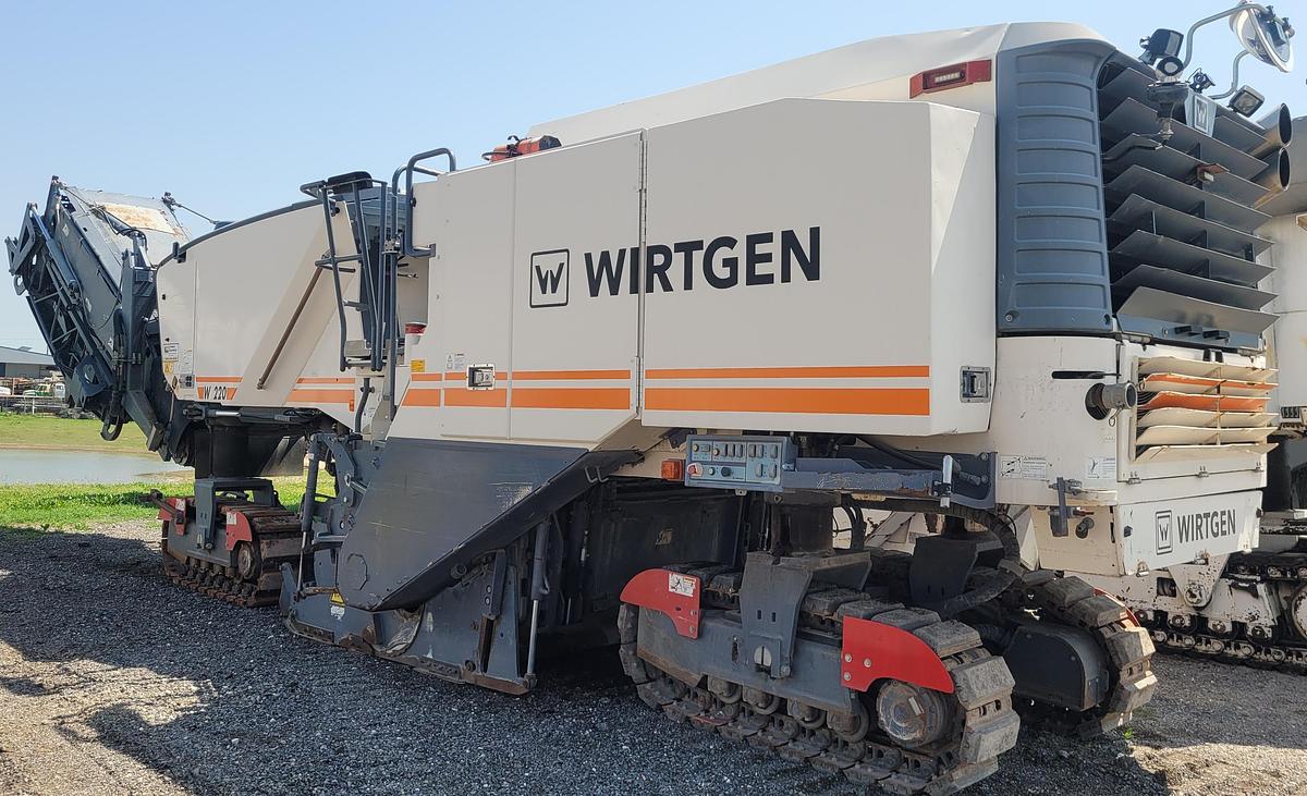Used 2014 WIrtgen W220