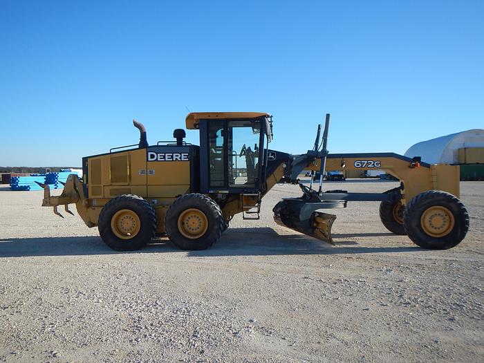 Used 2011 John Deere 672G 6wd Motor Grader