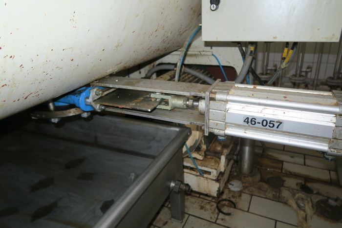 Used (4) x BEETZ 1000kg CHOCOLATE MIXERS