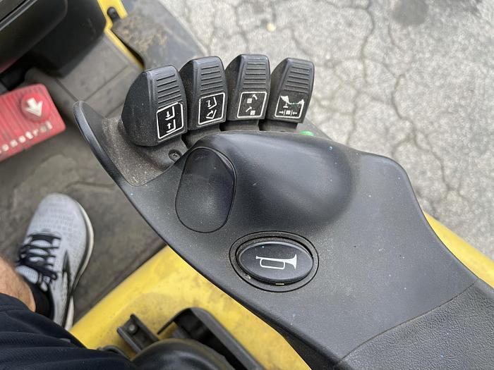 Used 10,000 POUND HYSTER S100FTBCS  MFG. 2012 WITH FORKS