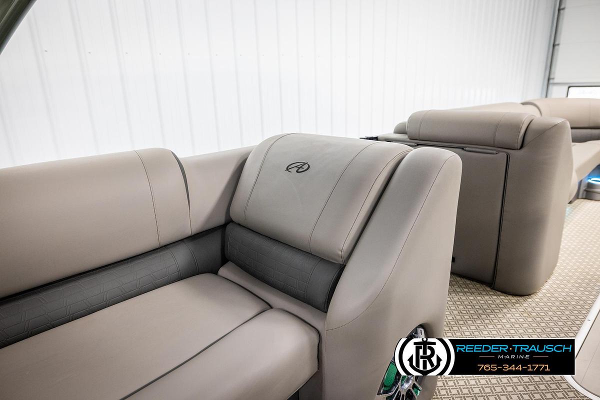 Used 2022 Avalon Catalina VRB