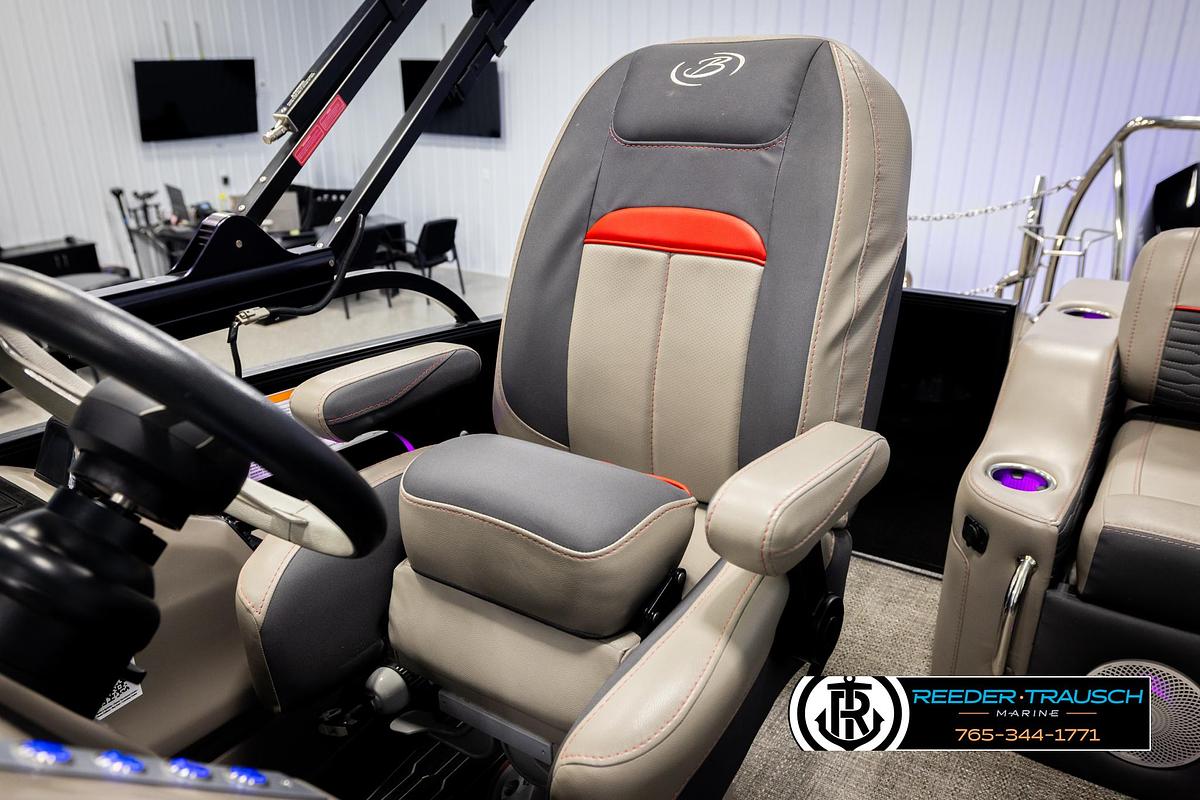 Used 2023 Barletta 21 UC