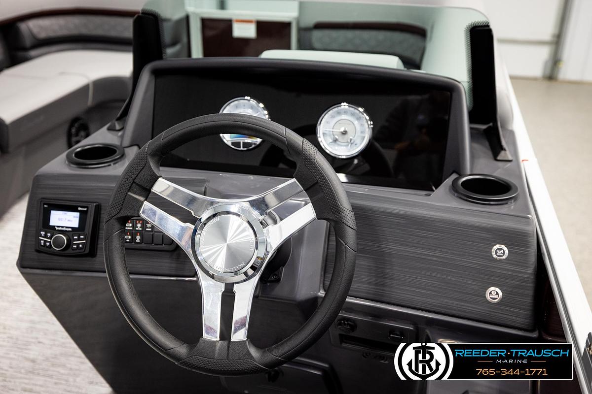 2026 Bennington S20 Luxe