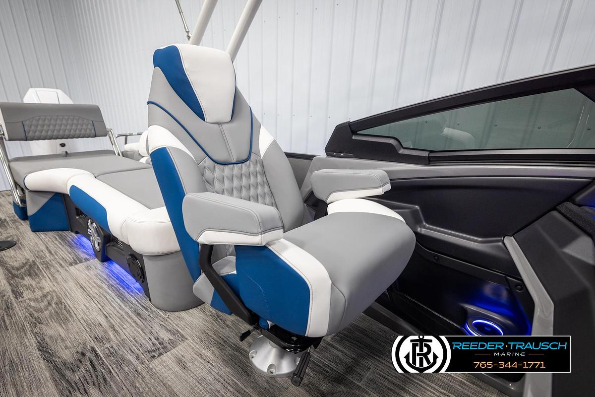 2025 Avalon Excalibur LTD QLW