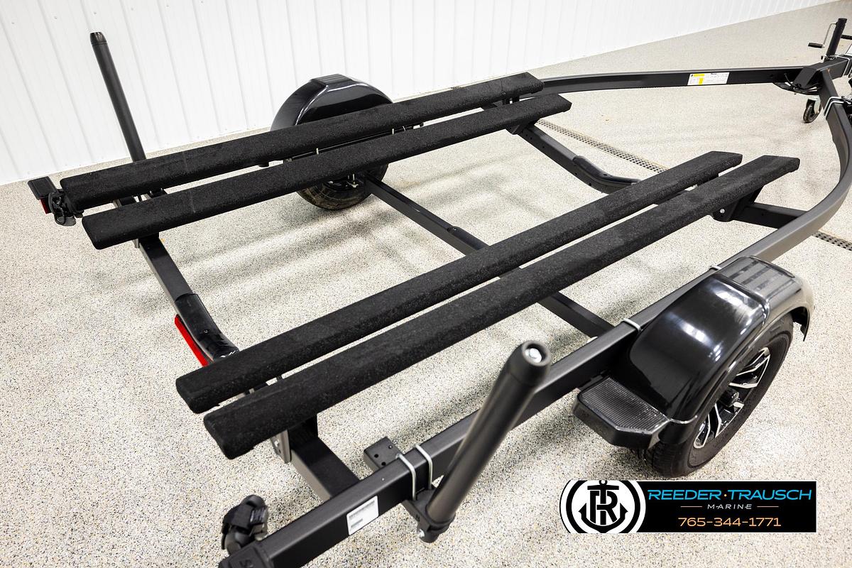 2025 Shore Land'r LUV30BELWSS8