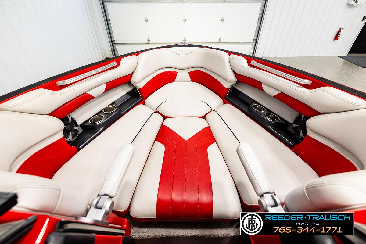 Used 2017 Malibu Wakesetter 25 LSV