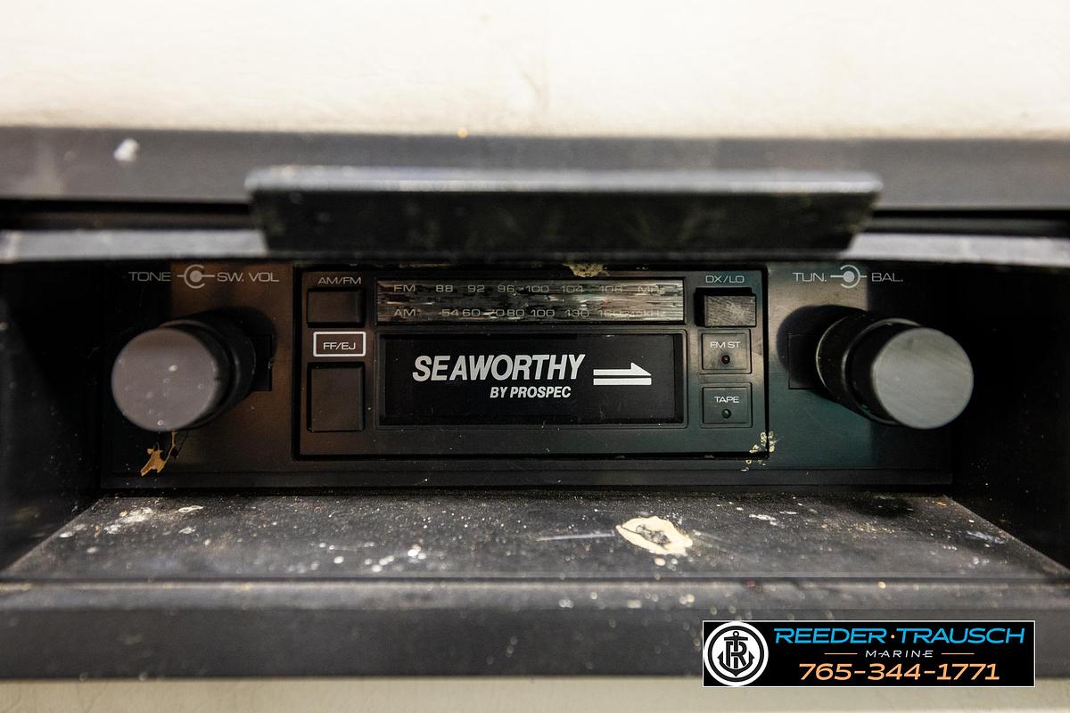 Used 1993 Sun Tracker Party Barge 24