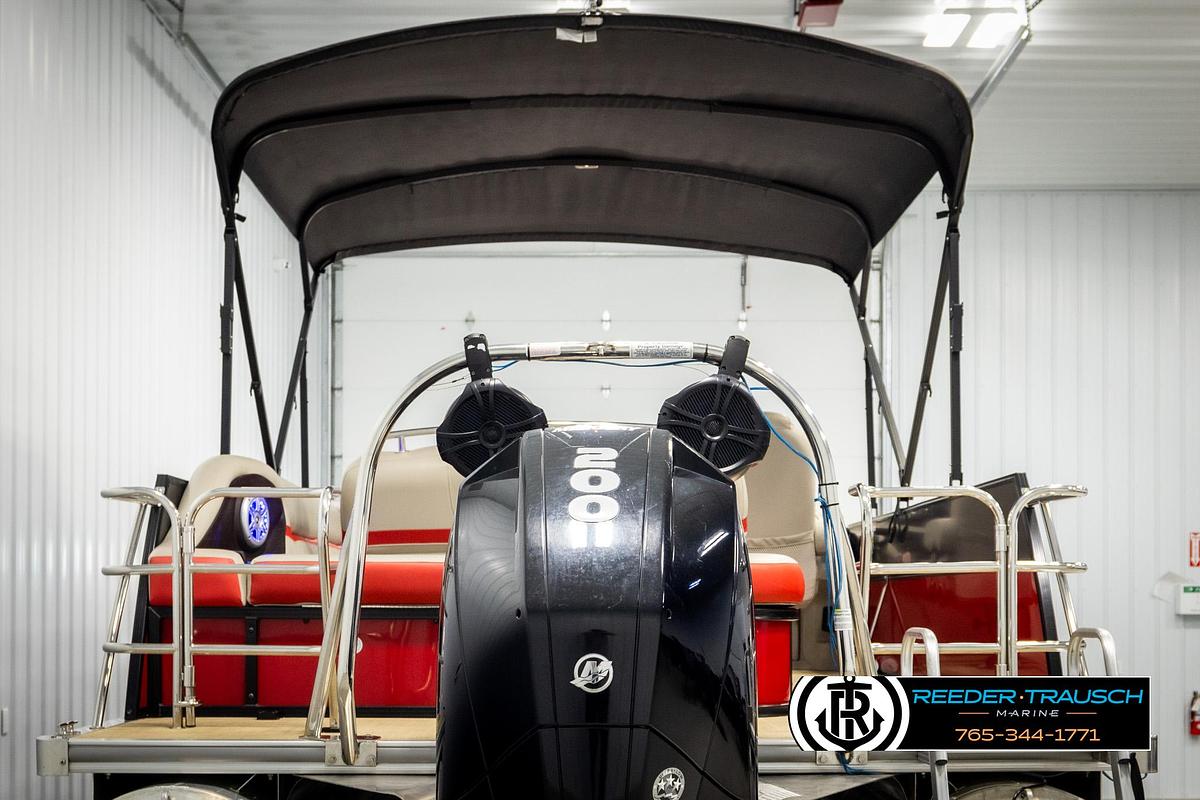 Used 2019 Trifecta 24 SB2CS3