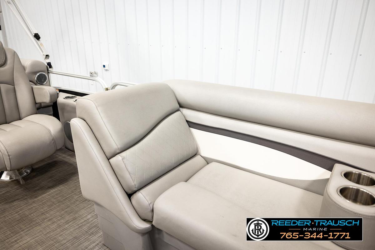 Used 2021 Bennington 22 SVSR