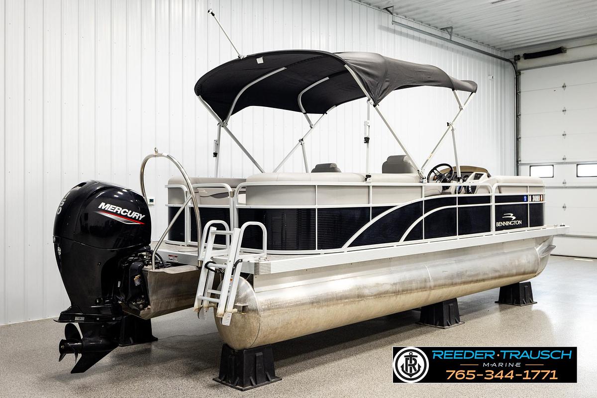 Used 2021 Bennington 22 SVSR