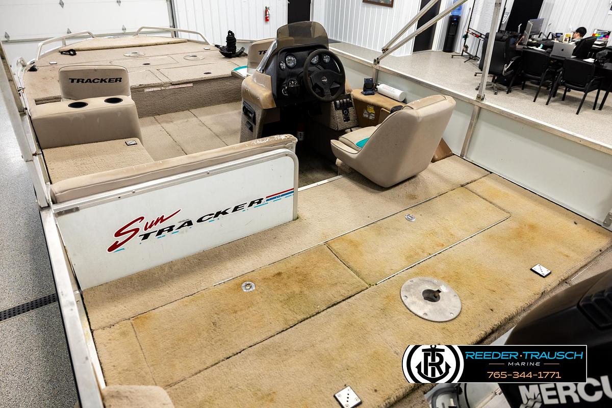 Used 1996 Sun Tracker SF 2000