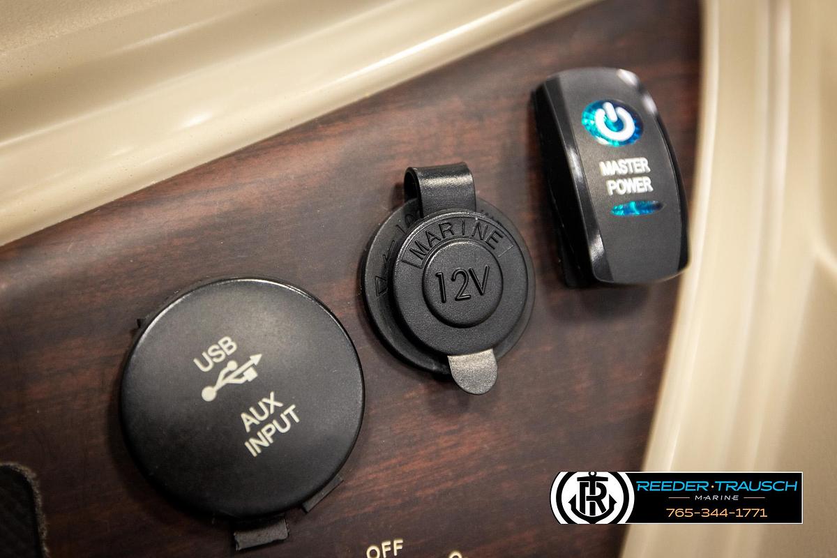 Used 2019 Trifecta 24 SB2CS3