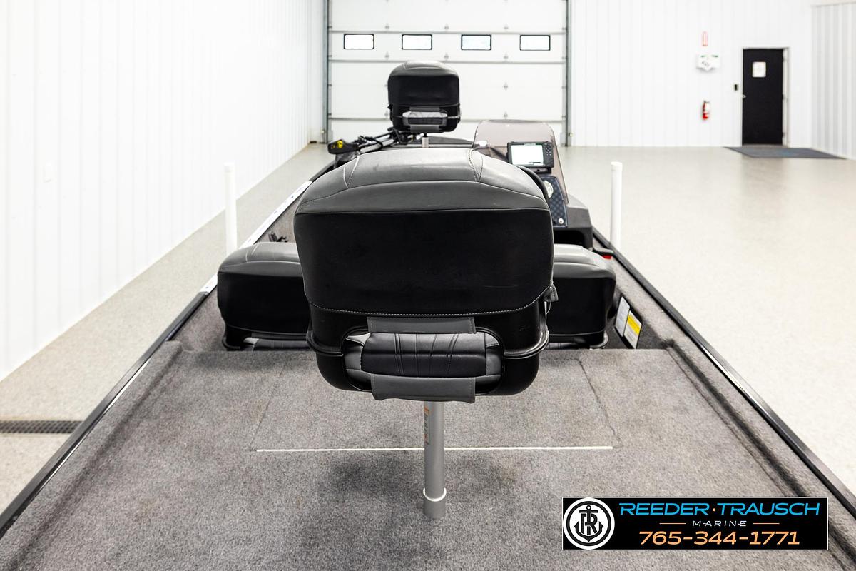 Used 2021 Tracker Classic XL