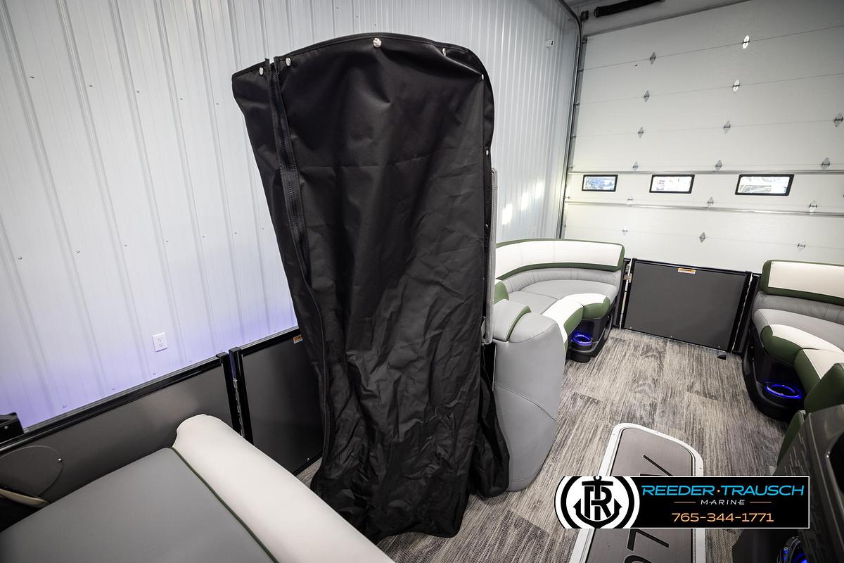 2025 Avalon Catalina Entertainer