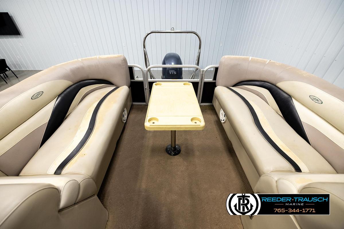 Used 2011 Godfrey SW2486