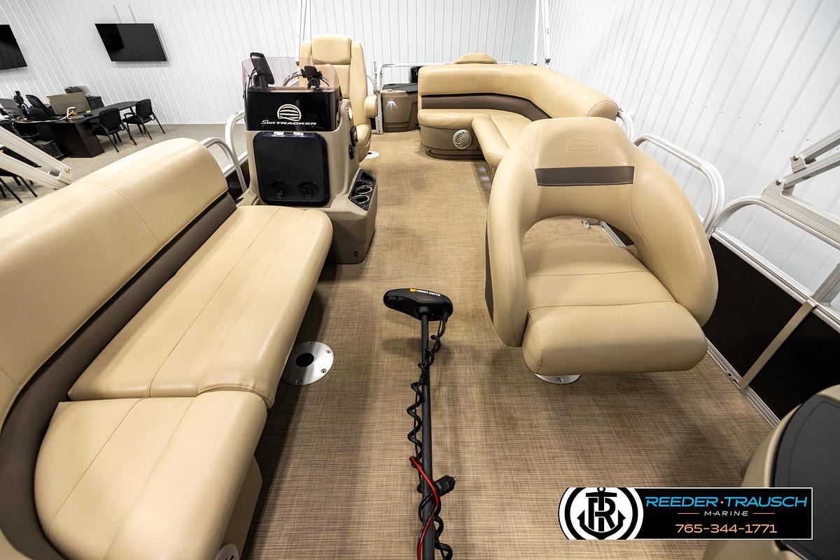 Used 2022 Suntracker Bass Buggy 18 DLX