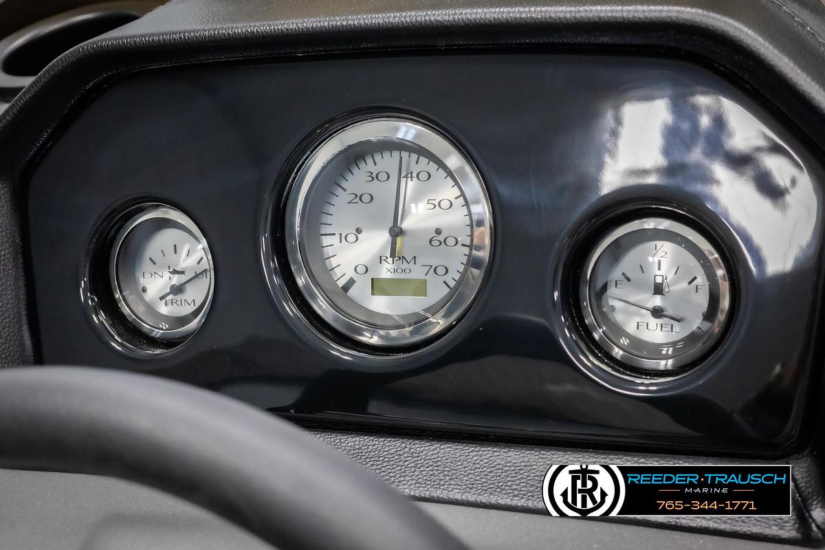 2025 Bennington 21 SFSE