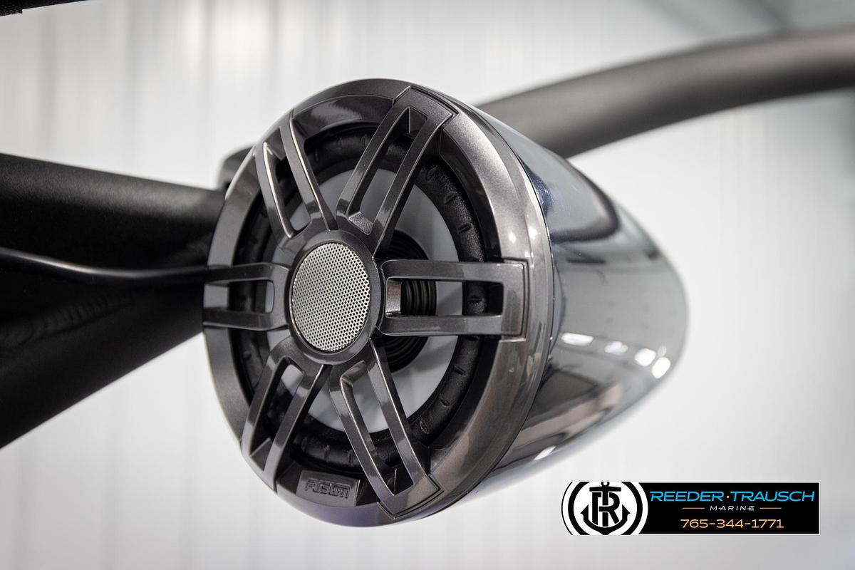 2025 Avalon Excalibur LTD CRB